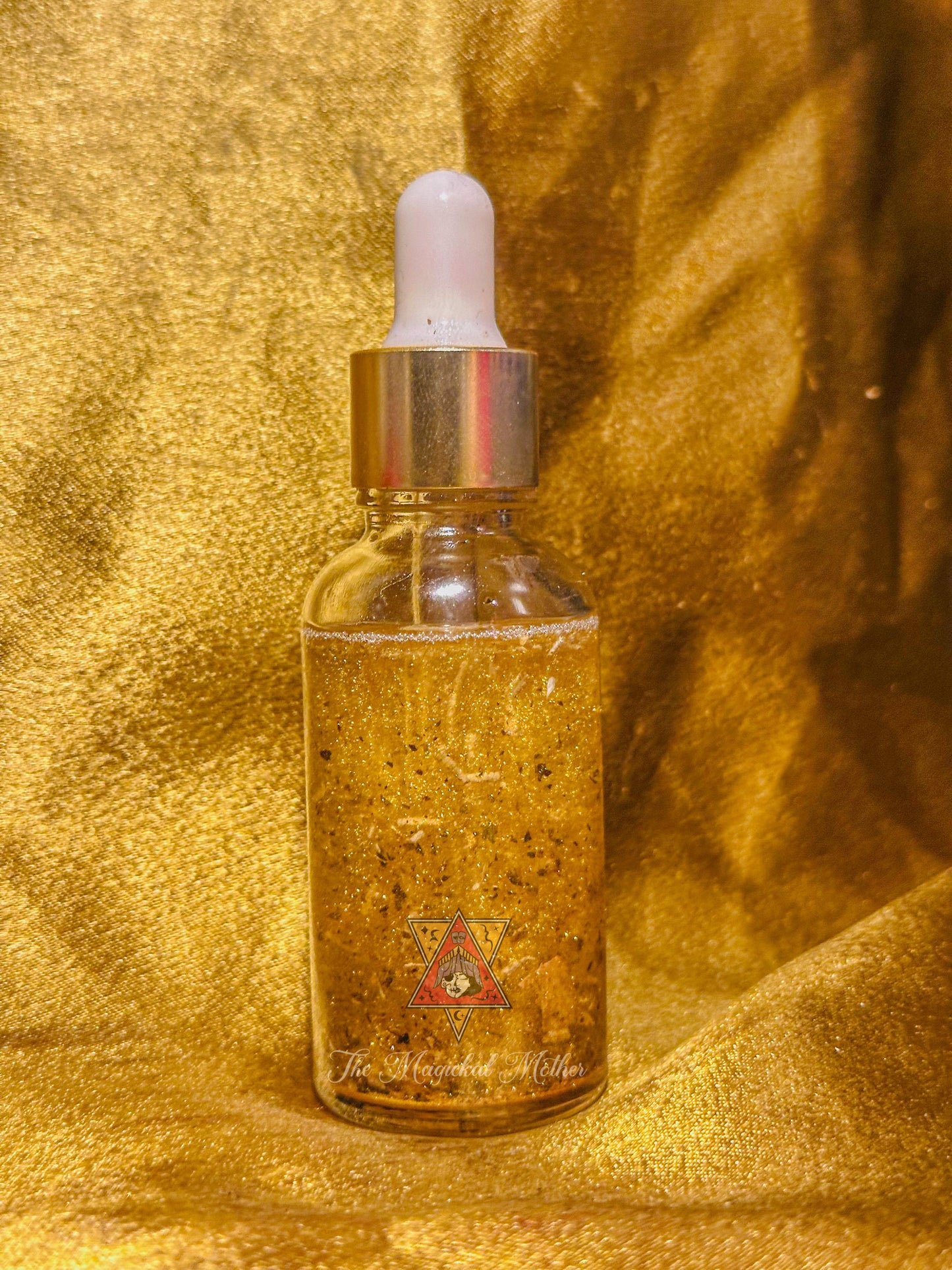Luminous Attraction Essence